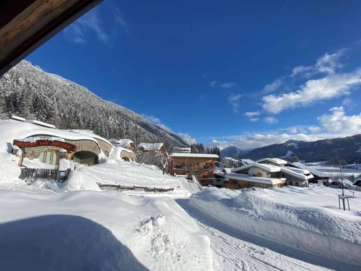 Erdhaeuser Und Apartments Mit Seeblick Und Alleinlage Weissensee Exterior photo
